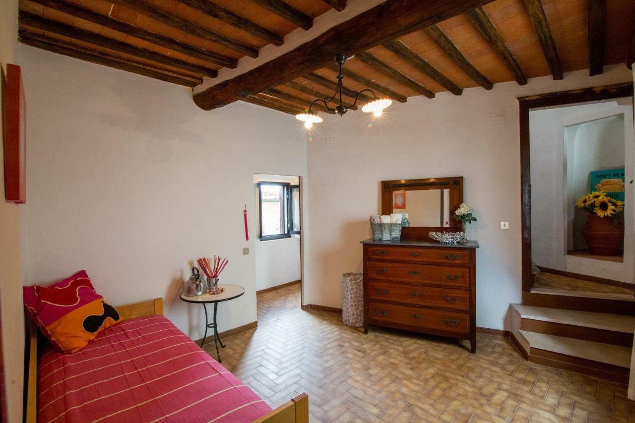 ラッダ・イン・キアンティArt Rebus Tower In Tuscanyアパートメント エクステリア 写真