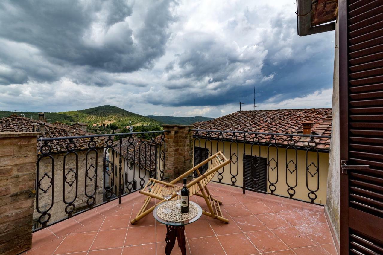 ラッダ・イン・キアンティArt Rebus Tower In Tuscanyアパートメント エクステリア 写真