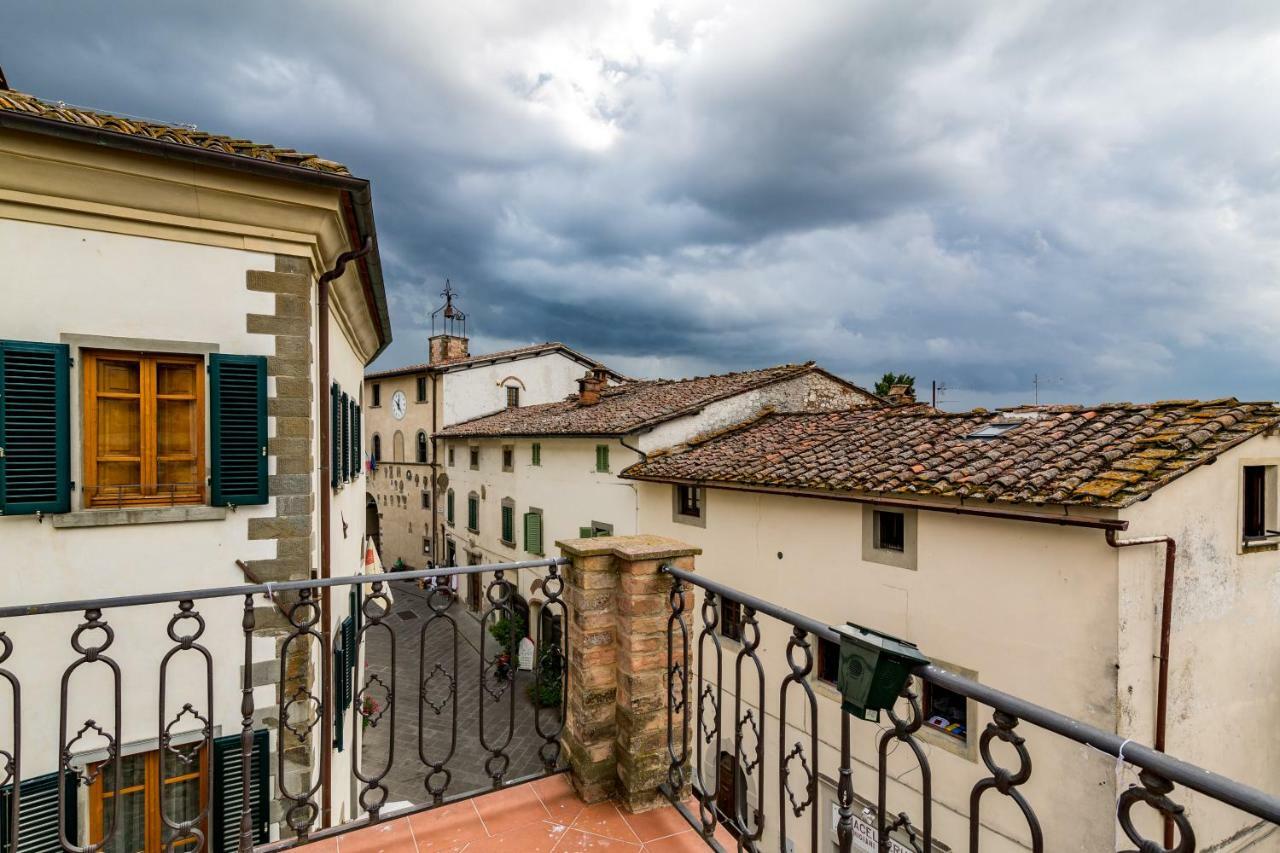 ラッダ・イン・キアンティArt Rebus Tower In Tuscanyアパートメント エクステリア 写真