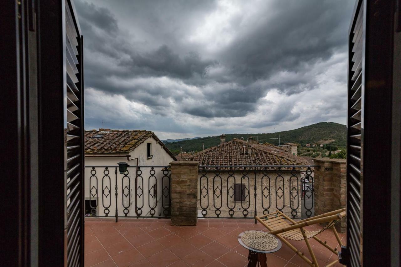ラッダ・イン・キアンティArt Rebus Tower In Tuscanyアパートメント エクステリア 写真